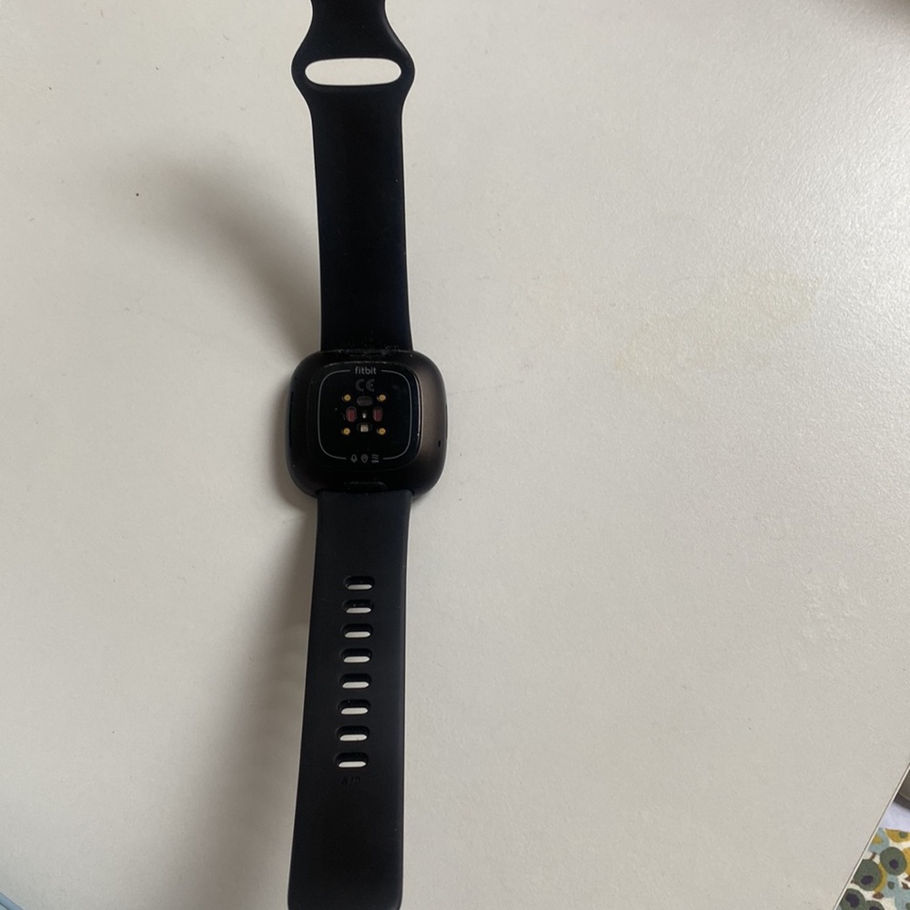 Fitbit Versa - Picture 2 of 2